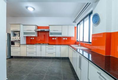 3 Bed Apartment with En Suite in Westlands Area