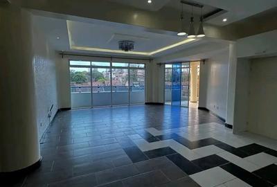 Serviced 2 Bed Apartment with En Suite in Kileleshwa - 4