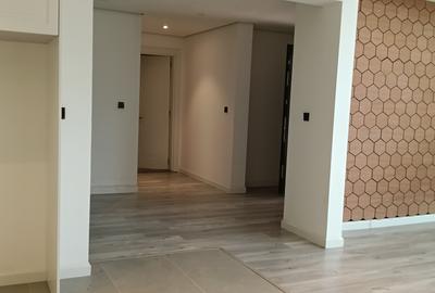 5 Bed Apartment with En Suite in Lavington - 3