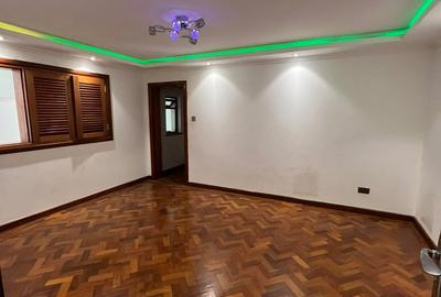 5 Bed Townhouse with En Suite at Njumbi Lane - 3