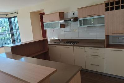 4 Bed Townhouse with En Suite at Ridgeways