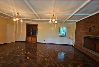 4 Bed House with En Suite in Thigiri - 2