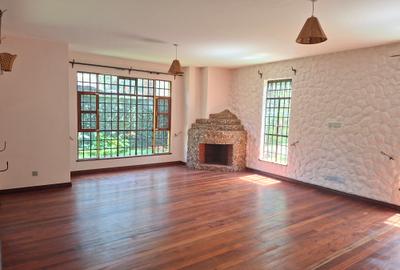 4 Bed Townhouse with En Suite at Off Peponi Rd - 4