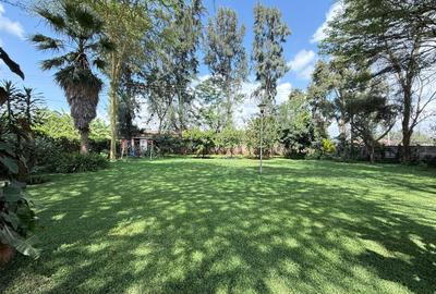 5 Bed House with En Suite in Lavington