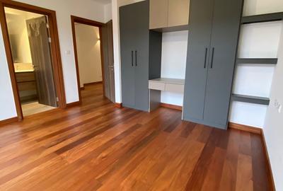4 Bed Villa with En Suite in Gigiri