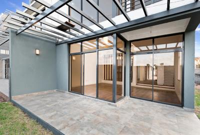 4 Bed Townhouse with En Suite at Loresho - 3
