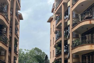 3 Bed Apartment with En Suite in Westlands Area - 3