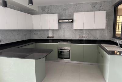 3 Bed Apartment with En Suite at Westlands