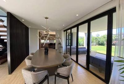 5 Bed Villa with En Suite in Runda - 4