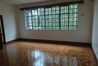 4 Bed Townhouse with En Suite at Runda - 4