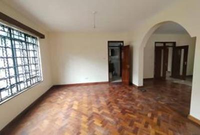 4 Bed Townhouse with En Suite at Lavington Green