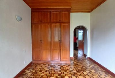 4 Bed Townhouse with En Suite at Lavington Green - 4