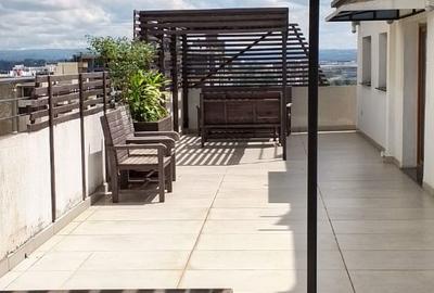 5 Bed House with En Suite at Tabere Street