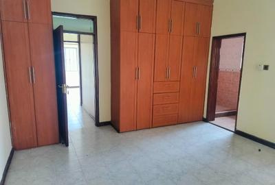 4 Bed House with En Suite at Ibis Drive