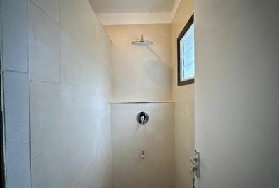 3 Bed Townhouse with En Suite at Westlands - 4