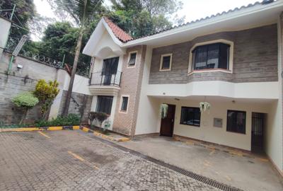 4 Bed Townhouse with Swimming Pool in Spring Valley