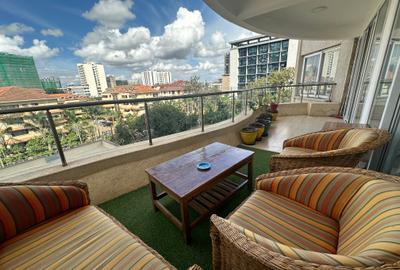 Serviced 2 Bed Apartment with En Suite in Kilimani