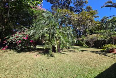 3 Bed House with En Suite at Lavington Green - 2