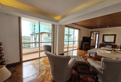 5 Bed Apartment with En Suite at 6Th Parklands