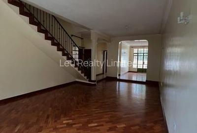 5 Bed Townhouse with En Suite in Lavington - 3