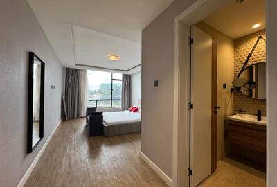 Serviced 2 Bed Apartment with En Suite in Westlands Area - 3