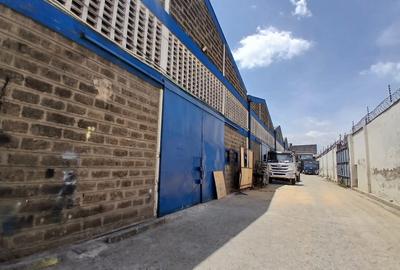 5,000 ft² Warehouse with Backup Generator in Industrial Area