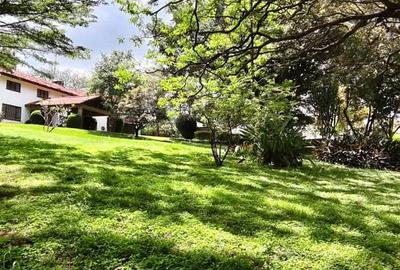 Residential Land in Kitisuru