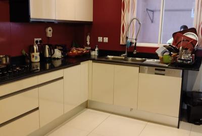 Serviced 4 Bed Apartment with En Suite at Parklands - 4