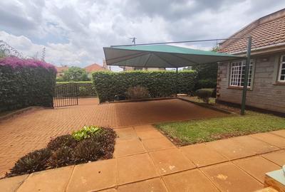 4 Bed Townhouse with En Suite in Gigiri - 3