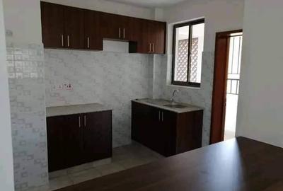 3 Bed Apartment with En Suite at Shanghai Rd - 3