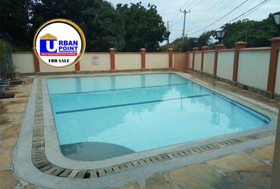 2 Bed Apartment with En Suite at Near Citymall Nyali - 2