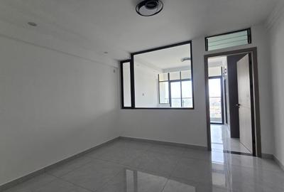 1 Bed Apartment with En Suite in Westlands Area