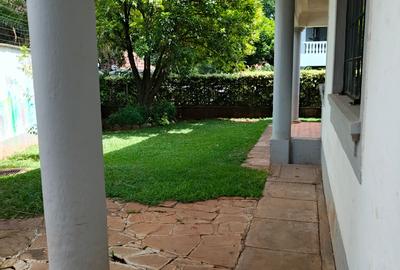 4 Bed Townhouse with En Suite at Lavington - 2