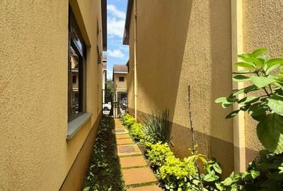 5 Bed Villa in Lavington - 2