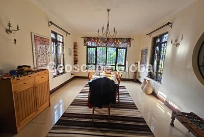 5 Bed House with En Suite in Kitisuru