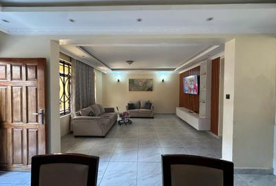 7 Bed Townhouse with En Suite in Langata