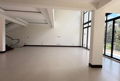 6 Bed Villa with En Suite in Kitisuru - 3