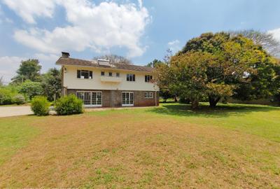 3 Bed House with En Suite at Lavington Green