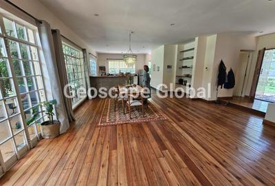 3 Bed House with En Suite in Ridgeways