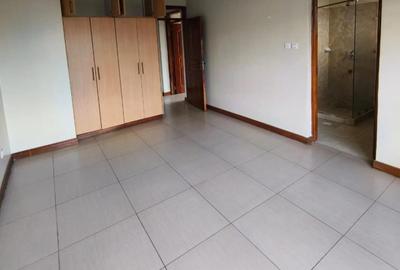 4 Bed Apartment with En Suite in Kileleshwa - 2