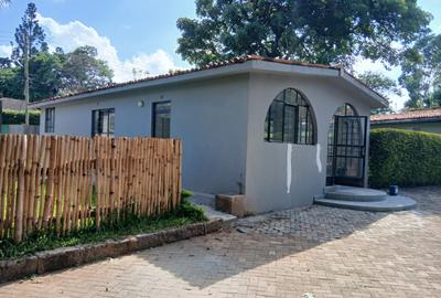 2 Bed House in Ridgeways