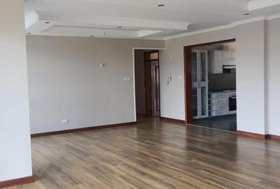3 Bed Apartment with En Suite at Riverside