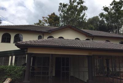 4 Bed Townhouse with En Suite in Kitisuru