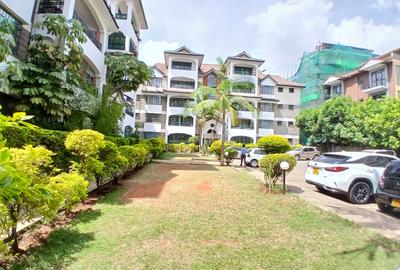 3 Bed Apartment with En Suite at Valley Arcade