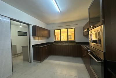 Serviced 3 Bed Apartment with En Suite in Kilimani - 3