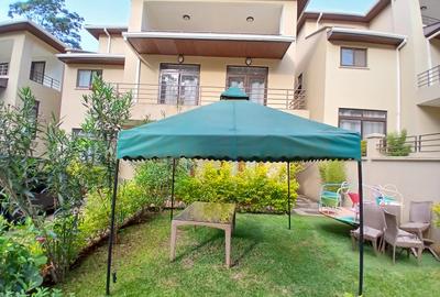 5 Bed Townhouse with En Suite at Lavington Green - 3
