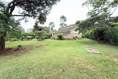 0.5 ac Land in Rosslyn - 2