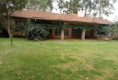 3 Bed House with En Suite in Ridgeways