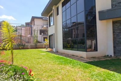 5 Bed Villa with En Suite at Loresho - 4