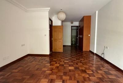 4 Bed Apartment with En Suite in Kileleshwa